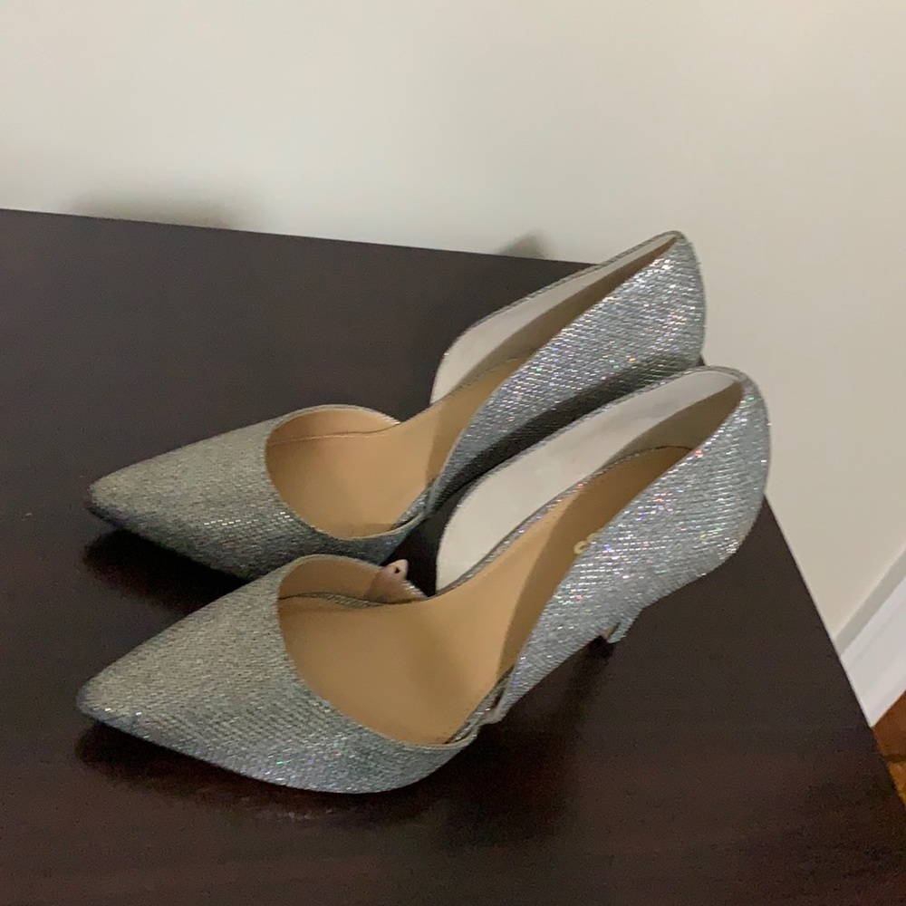 New shoes size 8